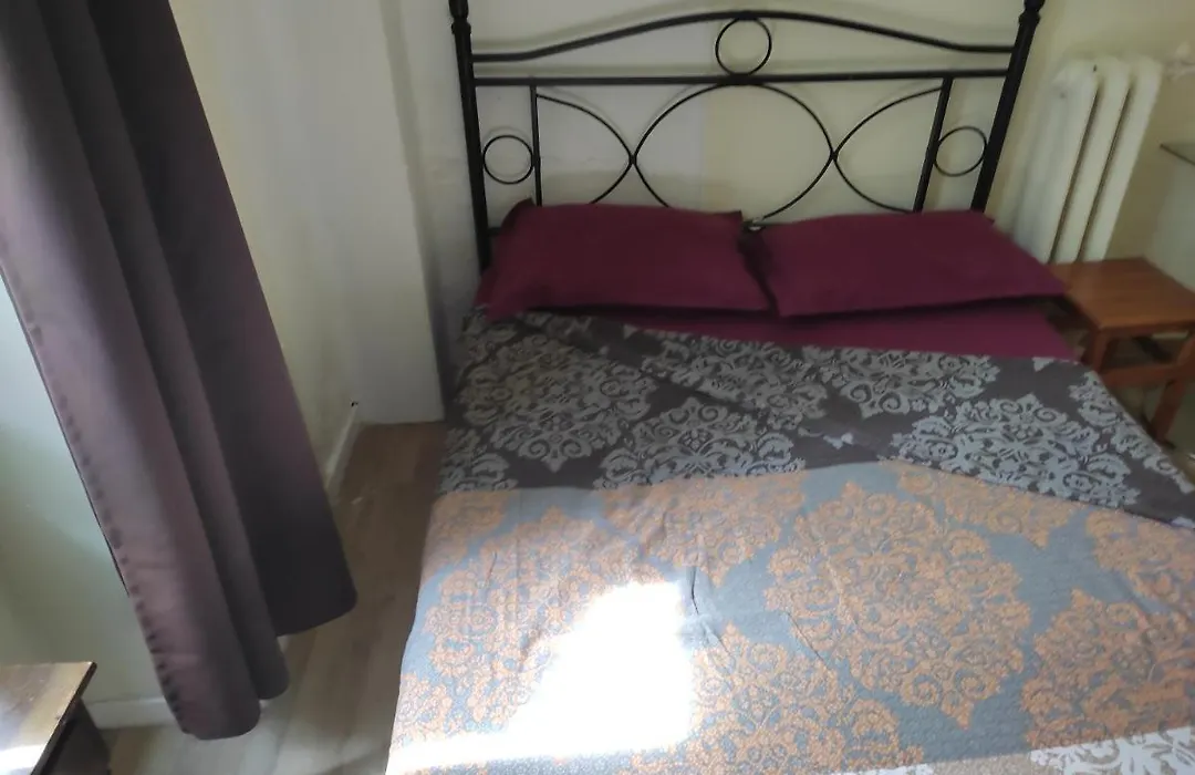 Hotel Lyonnais-1